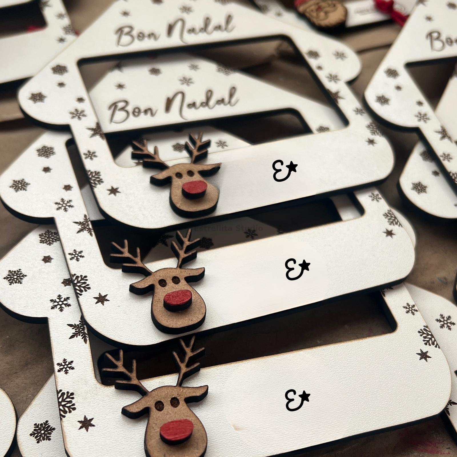 Bola navideña con decoración